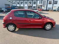 Gebraucht Peugeot 206 75 PS (55 kW) 2007 Rot Kleinwagen