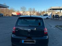 Second-hand VW Fox 54 CP (39 kW) 2010 Negru Hatchback