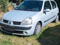 Gebraucht Renault Clio II Dynamique 98 PS (72 kW) 2004 Grau Kleinwagen
