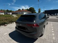 Gebraucht VW Golf VIII Life 150 PS (110 kW) 2021 Grau Kombi