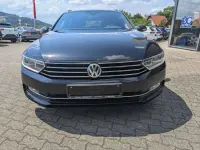 Gebraucht VW Passat Comfortline 150 PS (110 kW) 2019 Deep black perleffekt Kombi