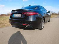 Gebraucht Alfa Romeo Giulia 180 PS (132 kW) 2016 Schwarz Limousine