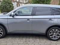 Gebraucht Mitsubishi Outlander 150 PS (110 kW) 2015 Grau SUV