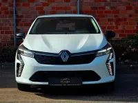 Używany Renault Clio V Evolution 67 KM (49 kW) 2023 Biały Sedan/Limuzyna