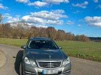 Gebraucht Mercedes E250 204 PS (150 kW) 2010 Grau Kombi