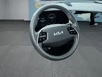 Używany Kia Niro 171 KM (125 kW) 2025 Biały SUV