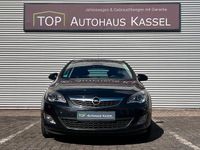 Gebraucht Opel Astra 140 PS (102 kW) 2012 Schwarz Limousine