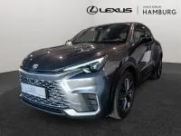 Neu Lexus LBX 136 PS (100 kW) 2026 Grau SUV
