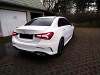 Gebraucht Mercedes A250 AMG line 224 PS (164 kW) 2019 Weiß Limousine