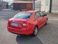 Gebraucht Skoda Rapid 105 PS (77 kW) 2013 Rot Kleinwagen