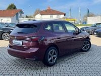 Gebraucht BMW 220 Active Tourer 156 PS (114 kW) 2025 Rot Van / Kleinbus
