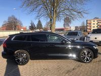 Gebraucht Volvo V60 Core 197 PS (144 kW) 2025 Onyx black / metallic Kombi