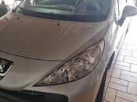 Gebraucht Peugeot 207 90 PS (66 kW) 2007 Silber Limousine