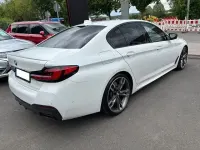 Gebraucht BMW M550 Performance 530 PS (389 kW) 2020 Weiß Limousine