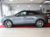 Gebraucht Porsche Cayenne E-Hybrid Coupe 462 PS (339 kW) 2021 Grau SUV