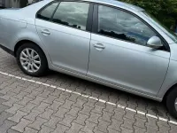 Gebraucht VW Jetta 105 PS (77 kW) 2010 Silber Limousine