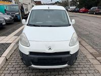 Gebraucht Peugeot Partner 92 PS (67 kW) 2012 Weiß Van / Kleinbus