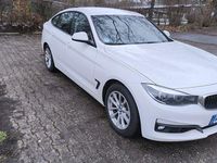 Gebraucht BMW 320 Advantage 184 PS (135 kW) 2018 Weiß Limousine