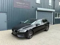 Gebraucht Volvo V60 Momentum 197 PS (144 kW) 2023 Andere Kombi