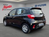 Gebraucht Hyundai i10 Select 63 PS (46 kW) 2024 Phantom black / met Kleinwagen
