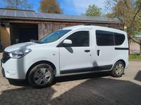 Gebraucht Dacia Dokker Lauréate 102 PS (75 kW) 2018 Weiß Van / Kleinbus