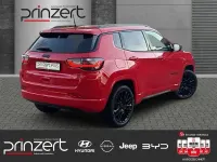 Usado Jeep Compass Altitude 131 HP (96 kW) 2023 Vermelho SUV