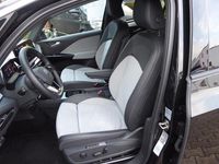 Gebraucht VW ID.3 Pro 150 kW (204 PS) 2023 Grenadillschwarz metallic schw Kleinwagen