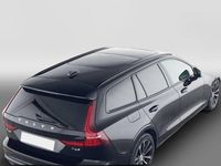 Gebraucht Volvo V60 Plus 398 PS (292 kW) 2025 Schwarz Kombi
