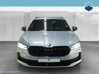 Neu Skoda Superb SportLine 150 PS (110 kW) 2025 Silber Kombi