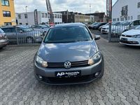 Gebraucht VW Golf VI Team 105 PS (77 kW) 2011 Grau Kleinwagen