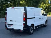 Gebraucht Opel Vivaro-e Combi 95 PS (69 kW) 2019 Casabl/arctic/eisweiss/kaolin Van / Kleinbus