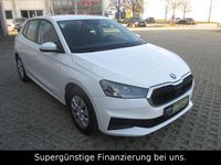Gebraucht Skoda Fabia Active 95 PS (69 kW) 2022 Weiß Kleinwagen