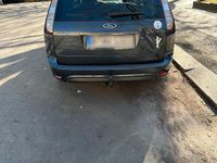 Gebraucht Ford Focus 100 PS (73 kW) 2011 Grau Kombi