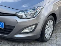 Gebraucht Hyundai i20 Trend 86 PS (63 kW) 2013 Grau Kleinwagen