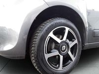 Gebraucht Renault Twingo LIMITED 71 PS (52 kW) 2018 Grau Kleinwagen