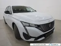 Gebraucht Peugeot 308 Allure 131 PS (96 kW) 2024 Weiß Limousine