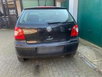 Gebraucht VW Polo 64 PS (47 kW) 2003 Schwarz Kleinwagen