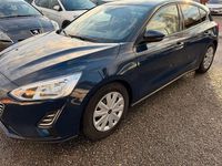 Second-hand Ford Focus 101 CP (74 kW) 2019 Albastru Berlinǎ