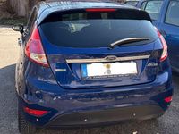 Gebraucht Ford Fiesta 125 PS (91 kW) 2014 Blau Kleinwagen