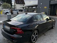 Gebraucht Volvo S60 Ultimate 250 PS (183 kW) 2023 Schwarz Limousine