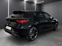 Używany Cupra Leon 150 KM (110 kW) 2024 Czarny Sedan/Limuzyna