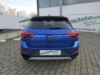 Neu VW T-Roc Style 150 PS (110 kW) 2026 Ravenna blau/dach schwarz SUV