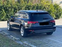 Gebraucht Audi A4 Comfort 150 PS (110 kW) 2016 Schwarz Kombi