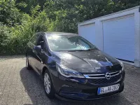 Gebraucht Opel Astra Edition 105 PS (77 kW) 2018 Schwarz Kombi