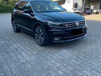 gebraucht VW Tiguan R-line Pano-Dach digitales Cockpit 20Zoll LED