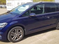 Używany VW Touran 150 KM (110 kW) 2017 Niebieski Minivan