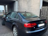 Gebraucht Audi A4 143 PS (105 kW) 2009 Grau Limousine