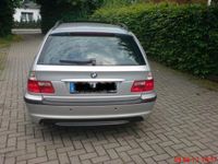 Gebraucht BMW 330 184 PS (135 kW) 2001 Silber Kombi