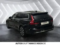 Gebraucht Volvo V60 Plus 257 PS (189 kW) 2025 Schwarz Kombi