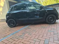Gebraucht Renault Twingo Life 71 PS (52 kW) 2014 Schwarz Kleinwagen